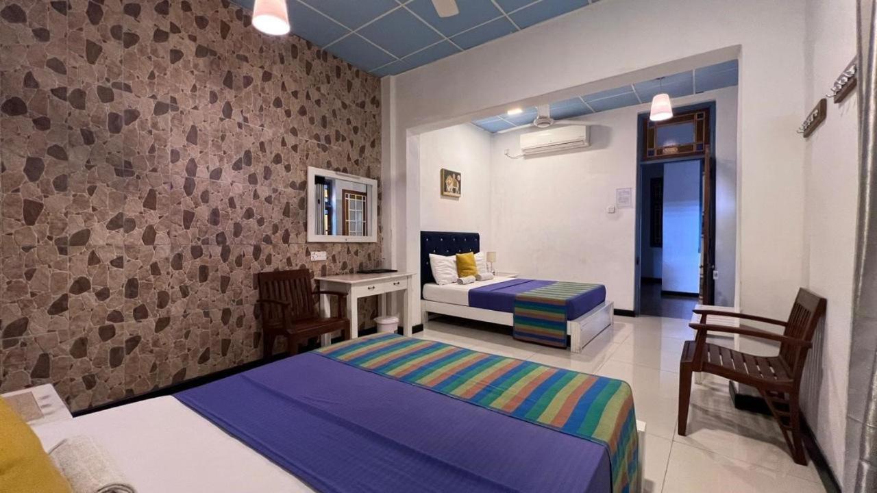 Villa 92 City Stay Канди Экстерьер фото