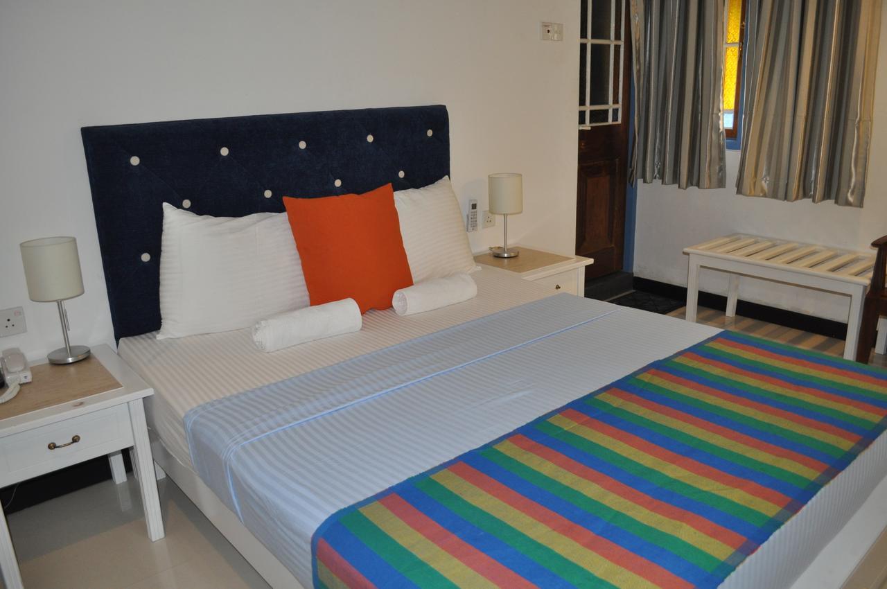Villa 92 City Stay Канди Экстерьер фото